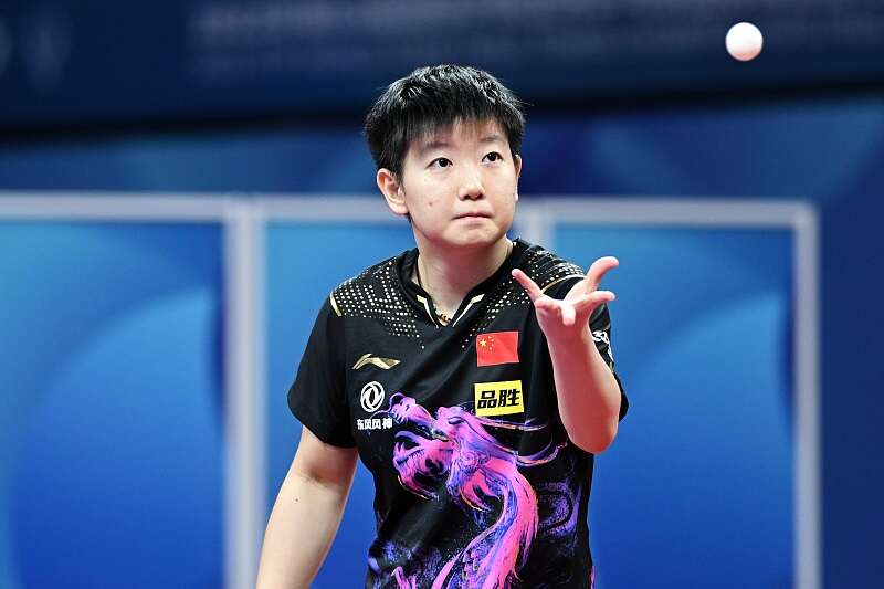 中国队轻取波兰队,奥恰洛夫点燃赛场 中国队轻取波兰队,奥恰洛夫点燃赛场